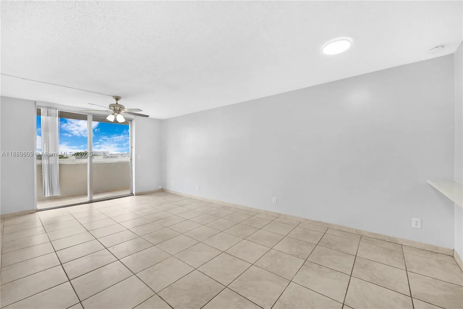 1750 W 46th St, #544
