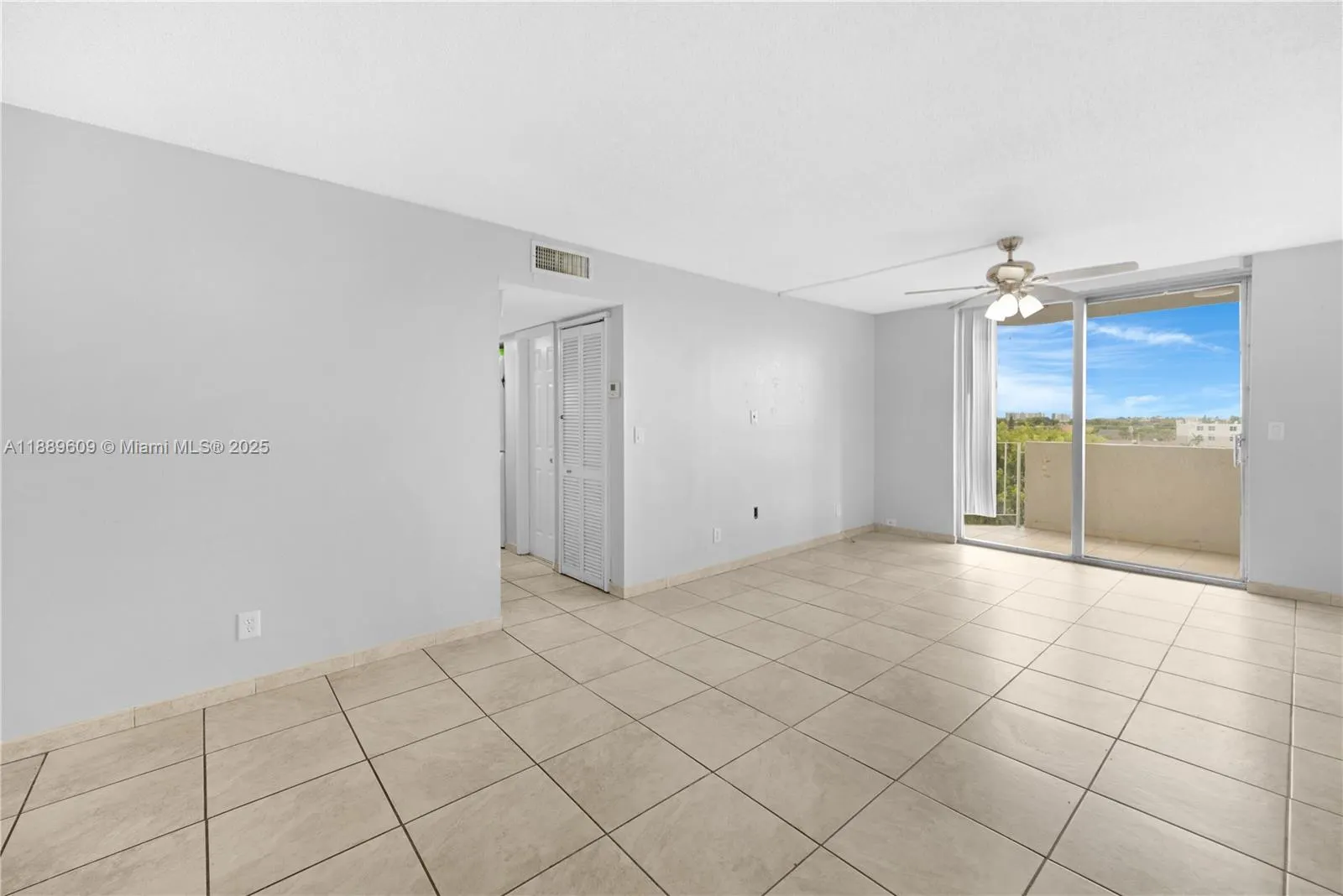 1750 W 46th St, #544