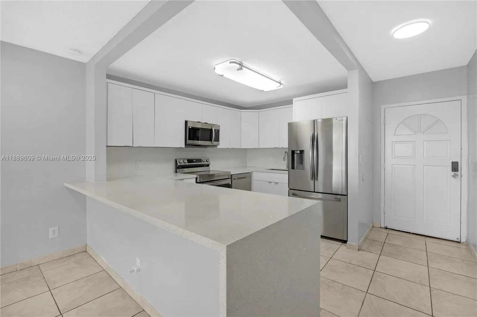 1750 W 46th St, #544
