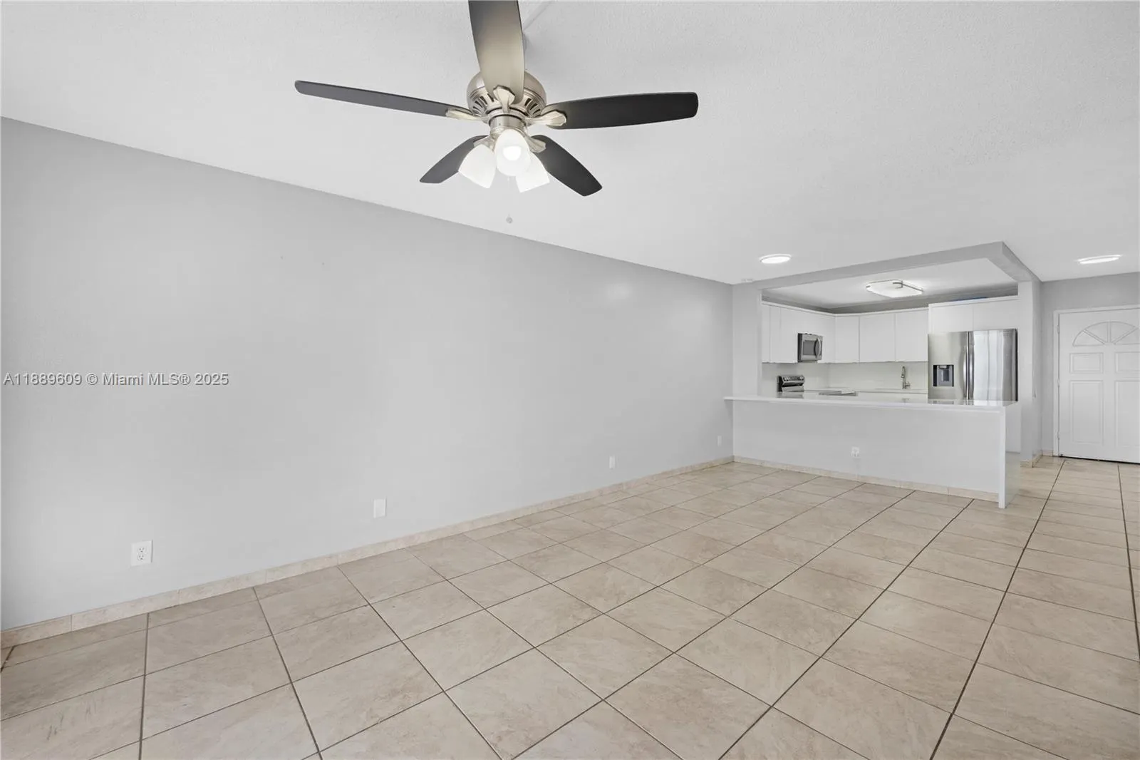 1750 W 46th St, #544