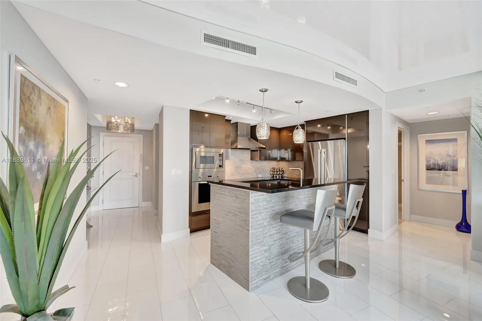 1 N Ocean Blvd, #1511