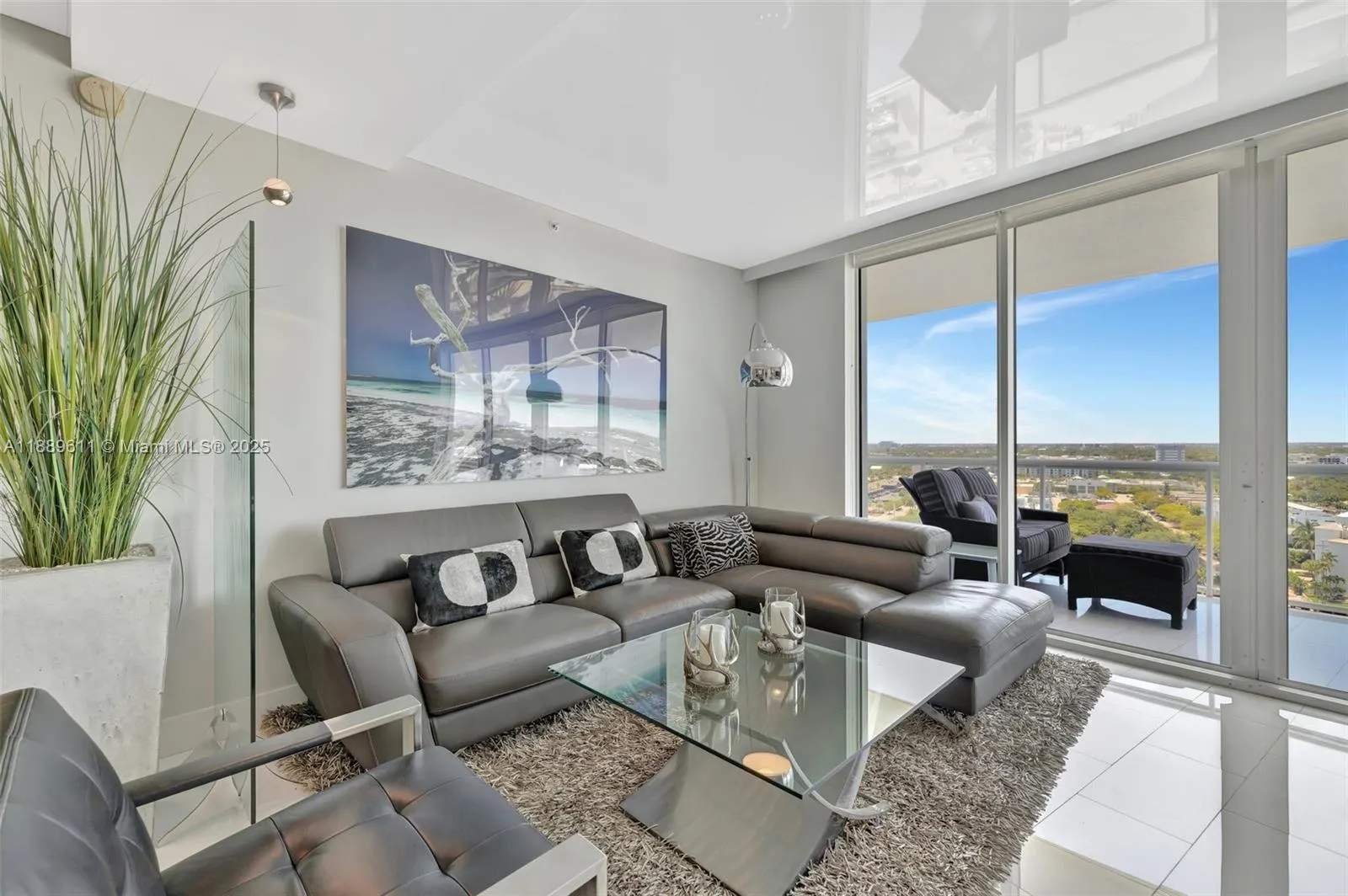 1 N Ocean Blvd, #1511