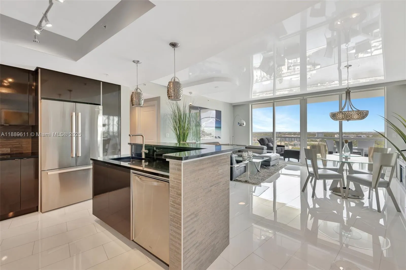 1 N Ocean Blvd, #1511