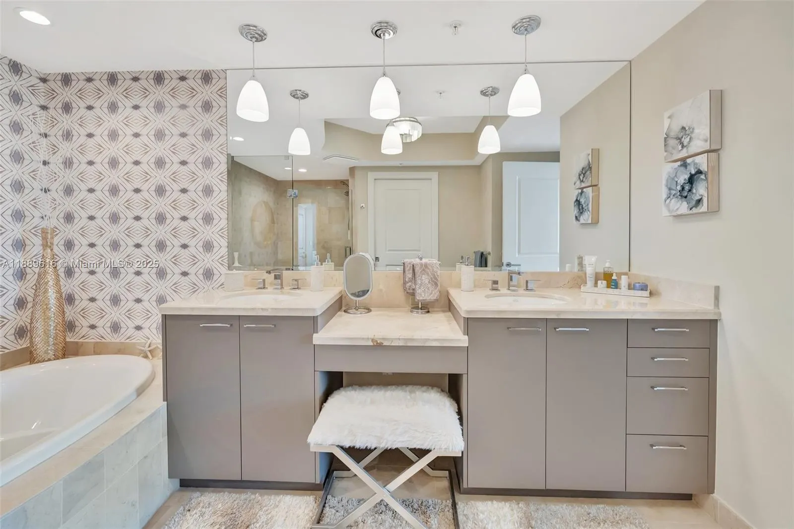 1 N Ocean Blvd, #1713