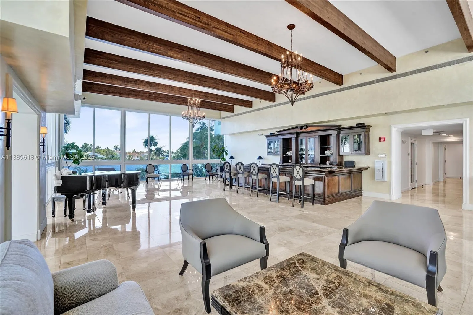 20281 E Country Club Dr, #2110