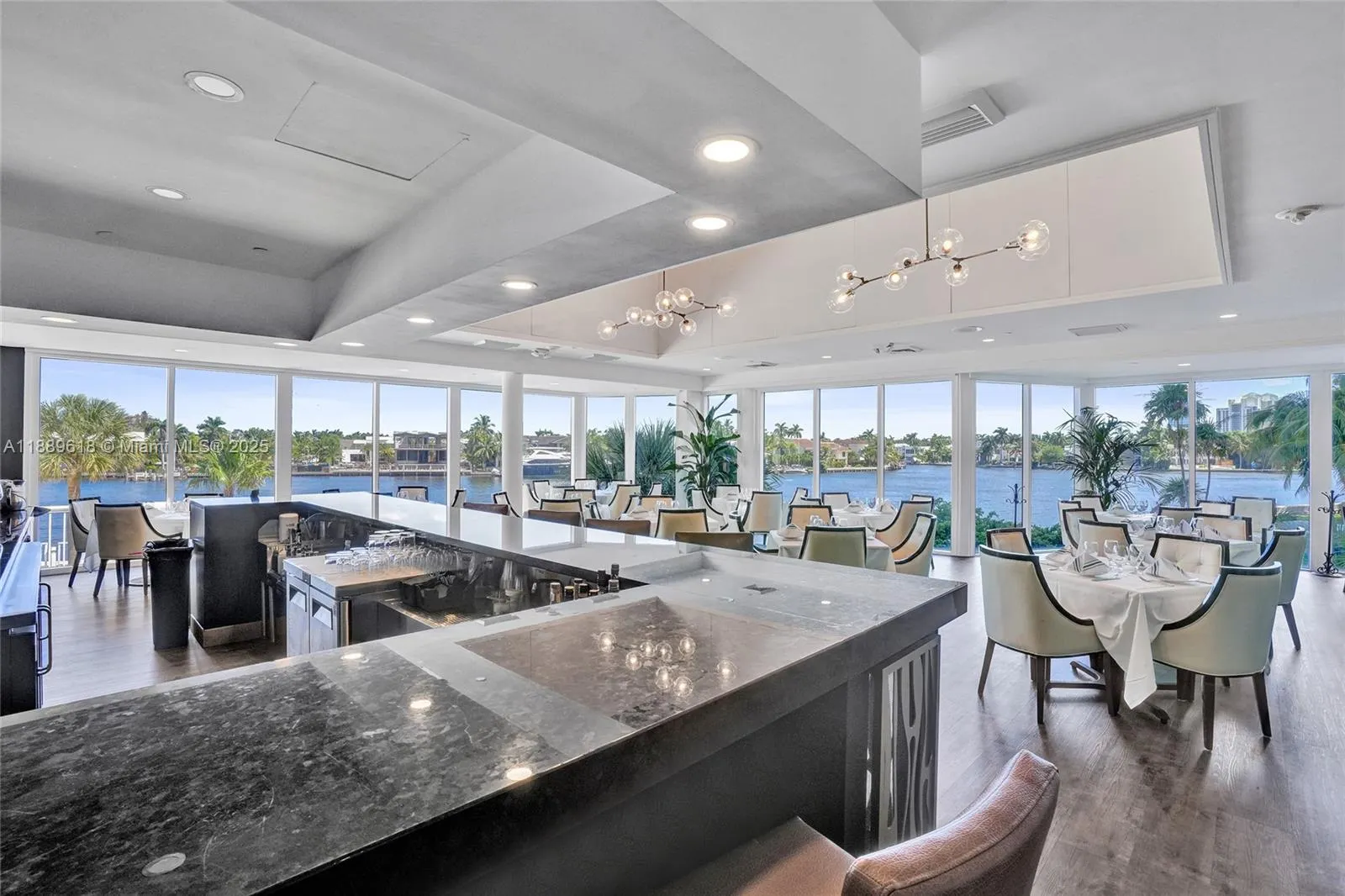 20281 E Country Club Dr, #2110