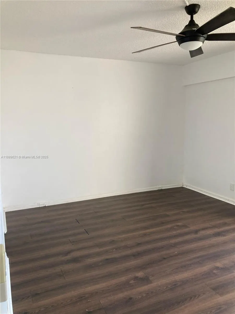 157 Fanshaw D, #157