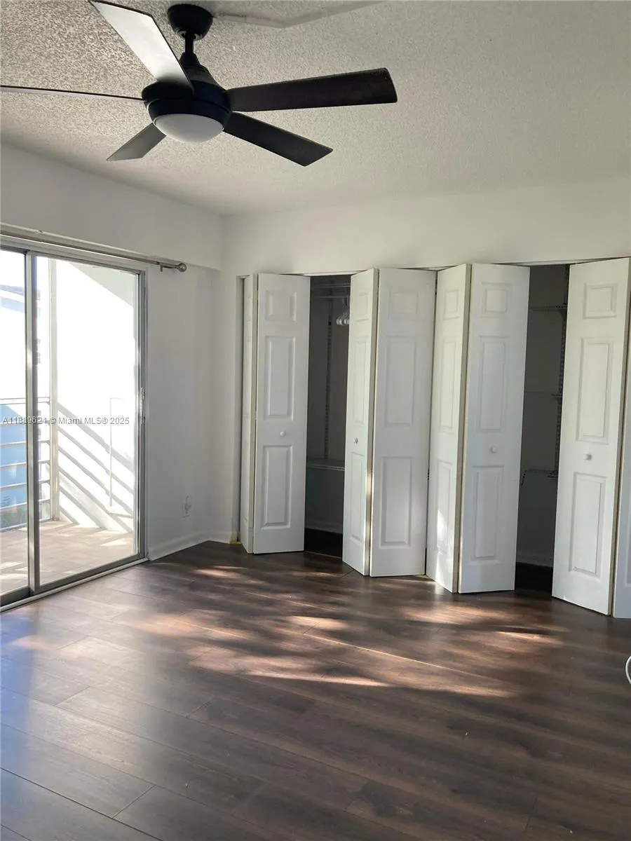 157 Fanshaw D, #157