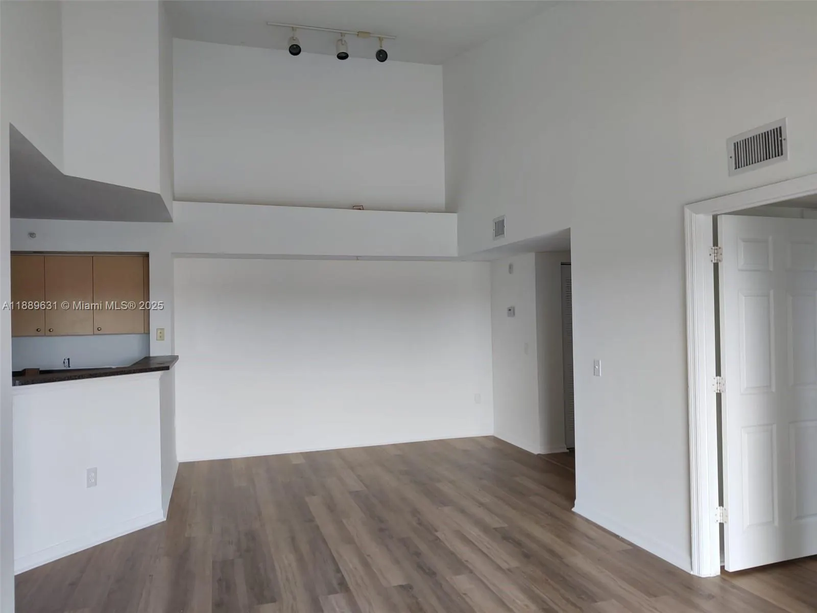 4180 San Marino Blvd, #308