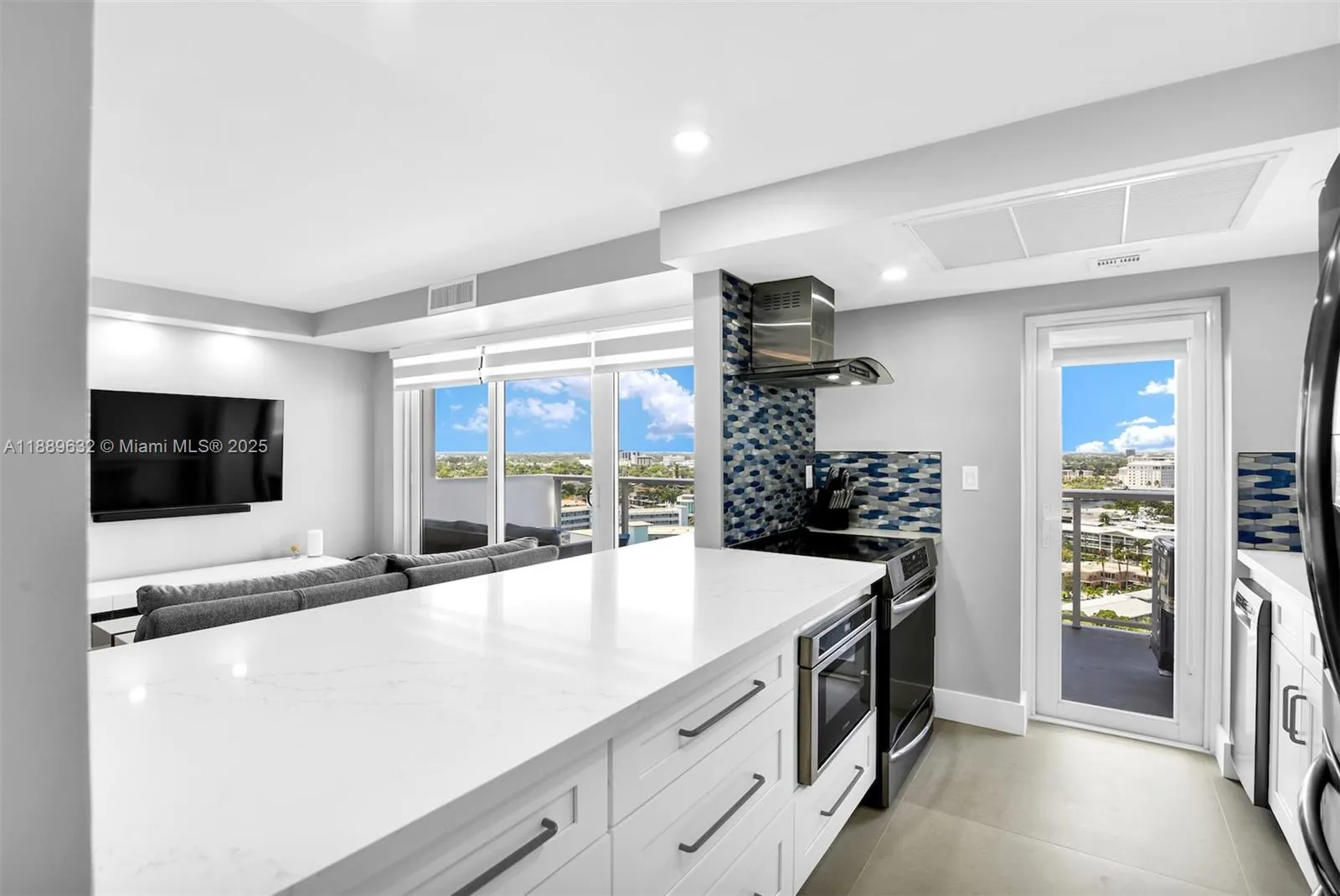 2701 N Ocean Blvd, #15B