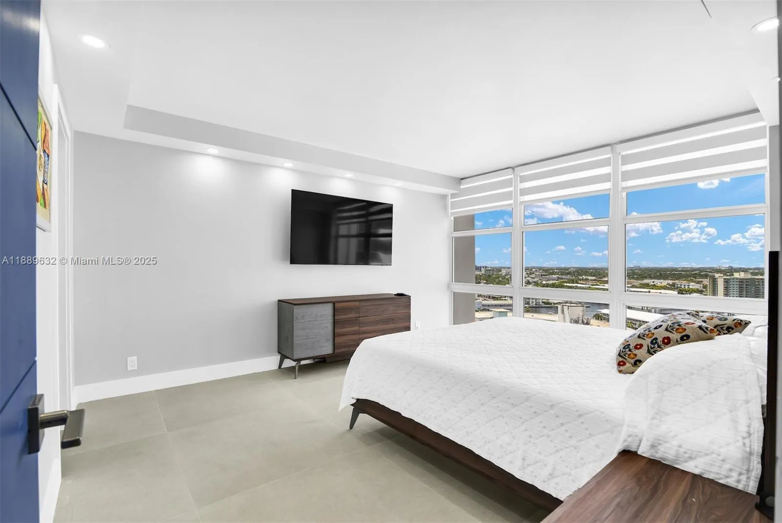 2701 N Ocean Blvd, #15B