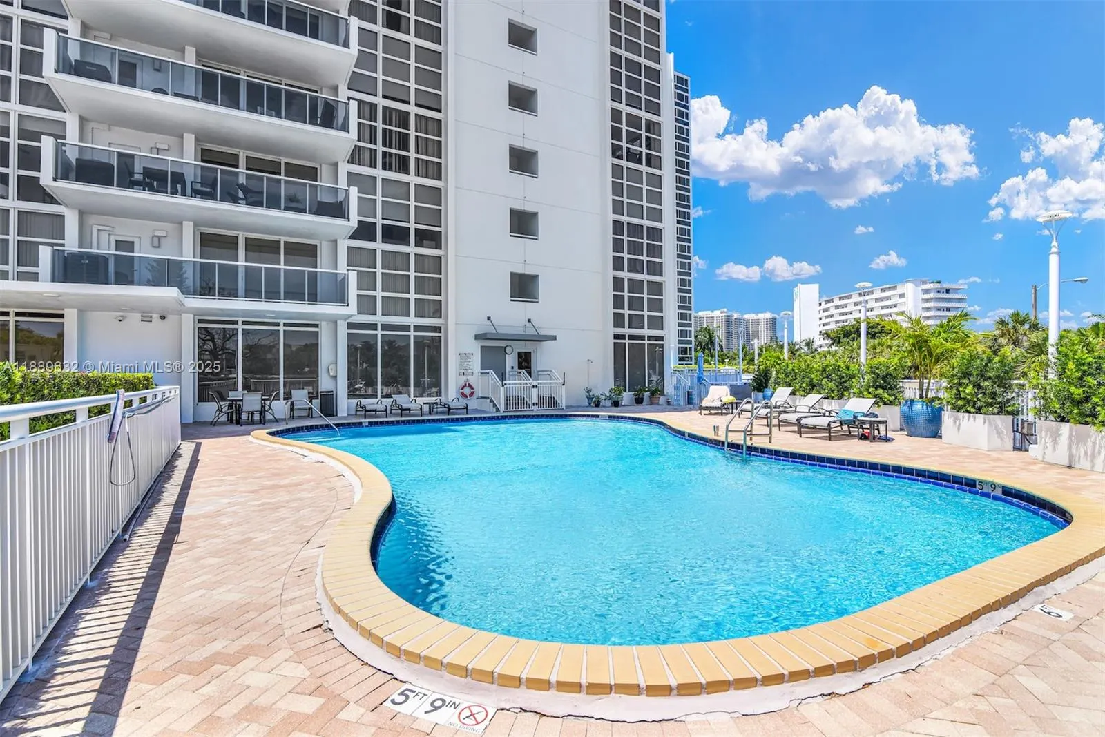 2701 N Ocean Blvd, #15B