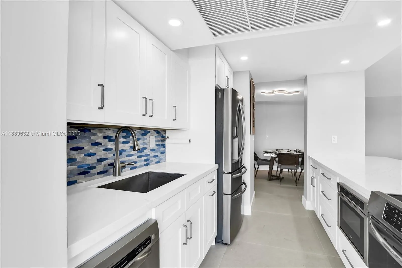 2701 N Ocean Blvd, #15B