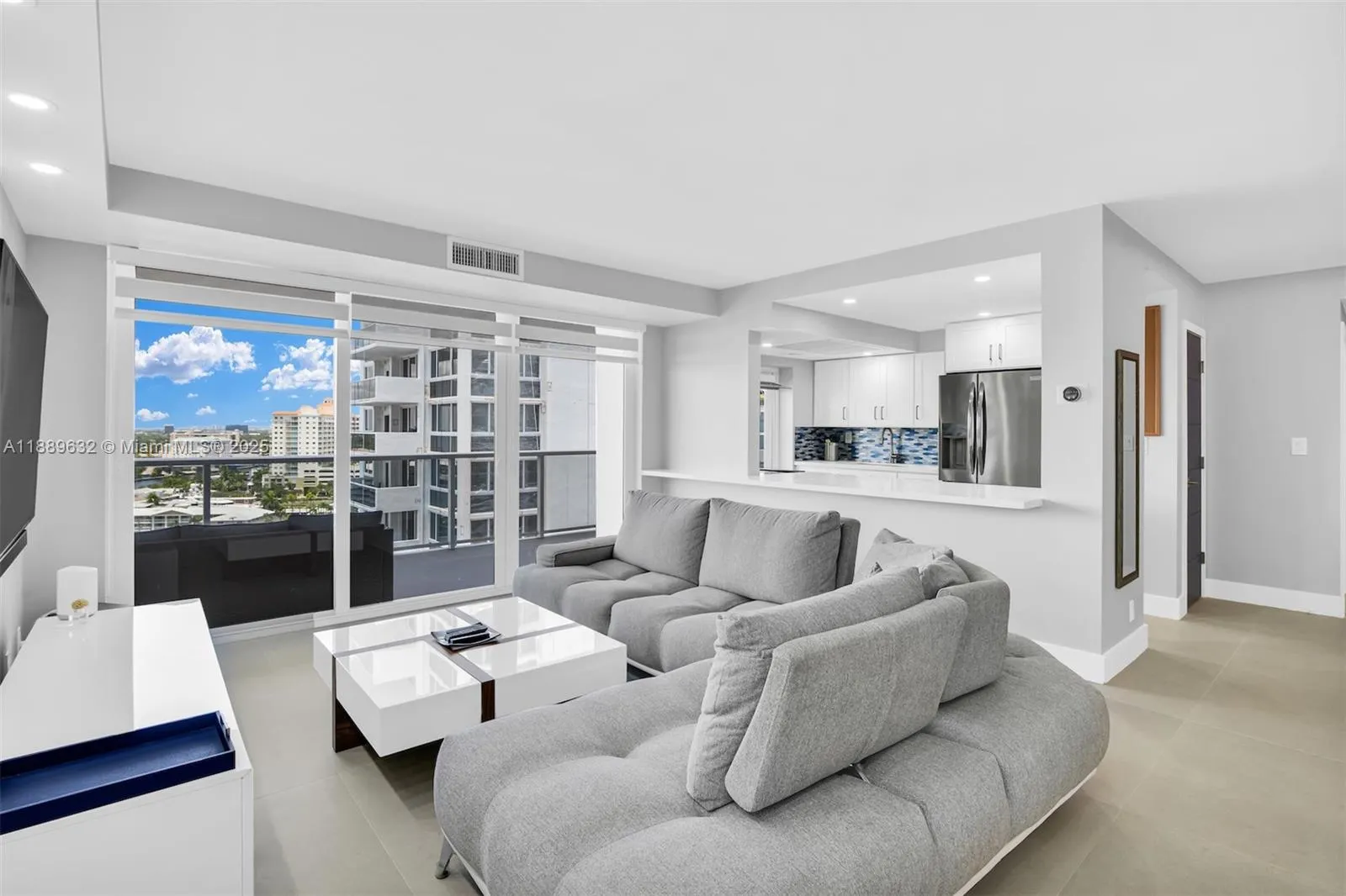 2701 N Ocean Blvd, #15B