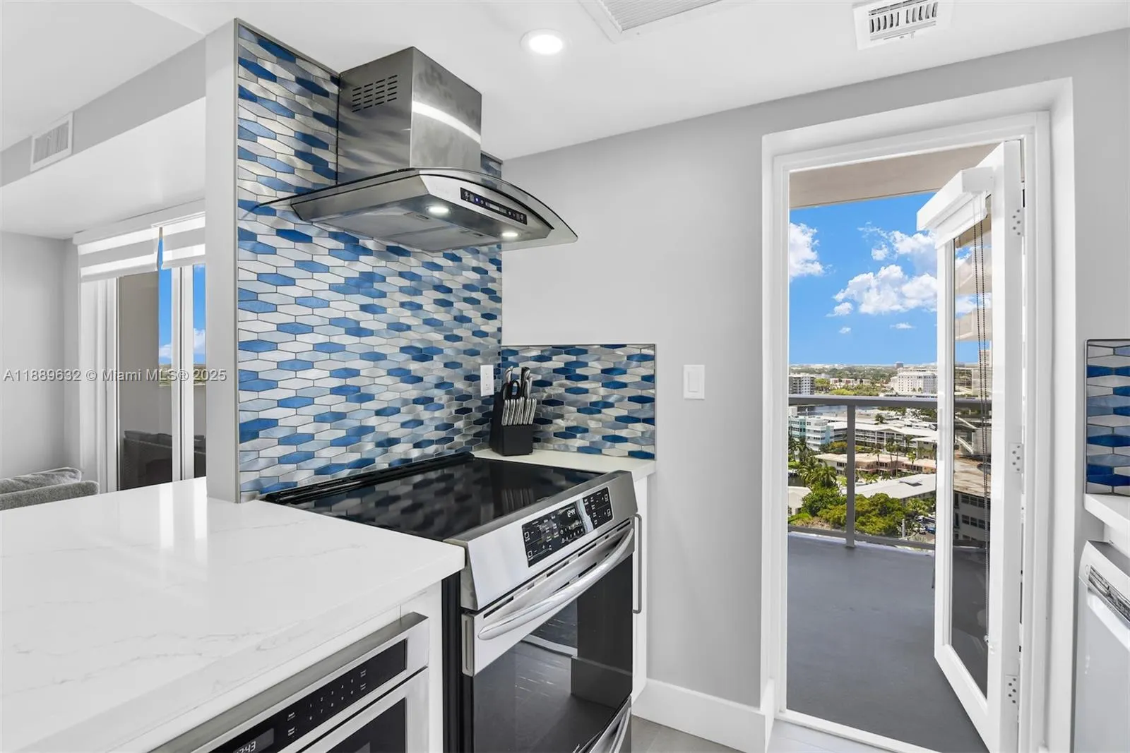 2701 N Ocean Blvd, #15B