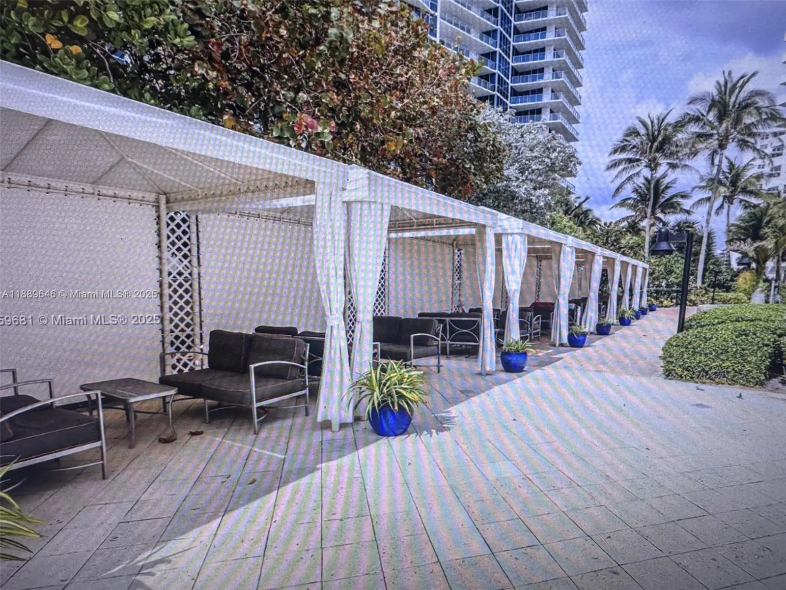 3001 S Ocean Dr, #907