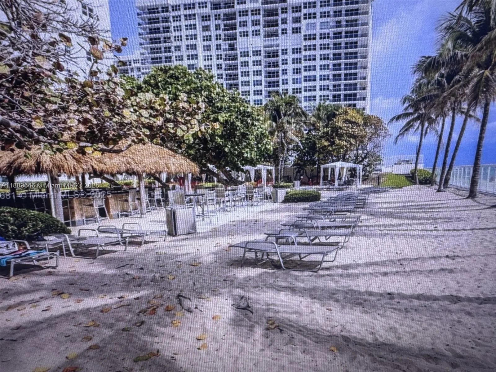 3001 S Ocean Dr, #907