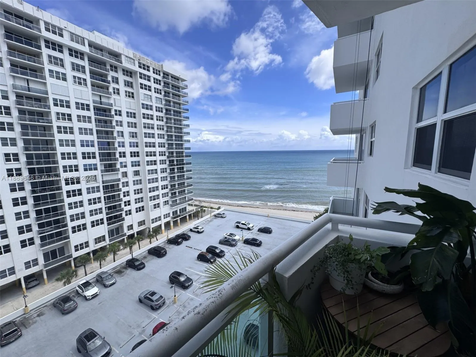3001 S Ocean Dr, #907