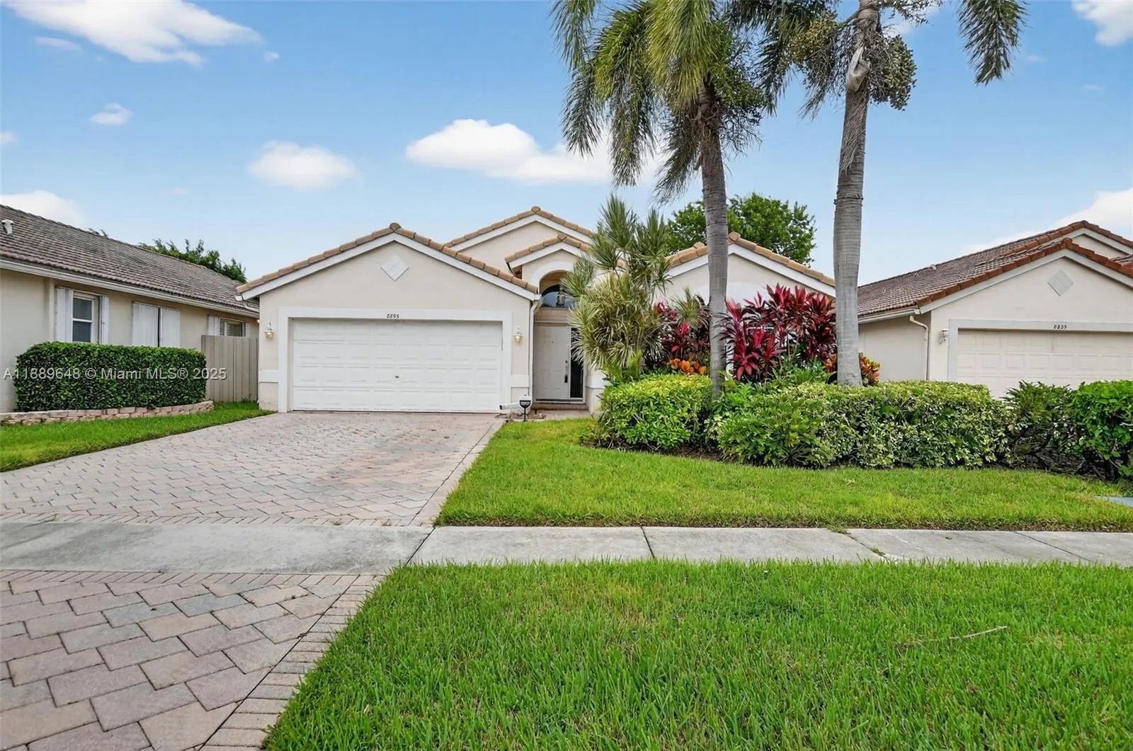 8895 Harrods Dr