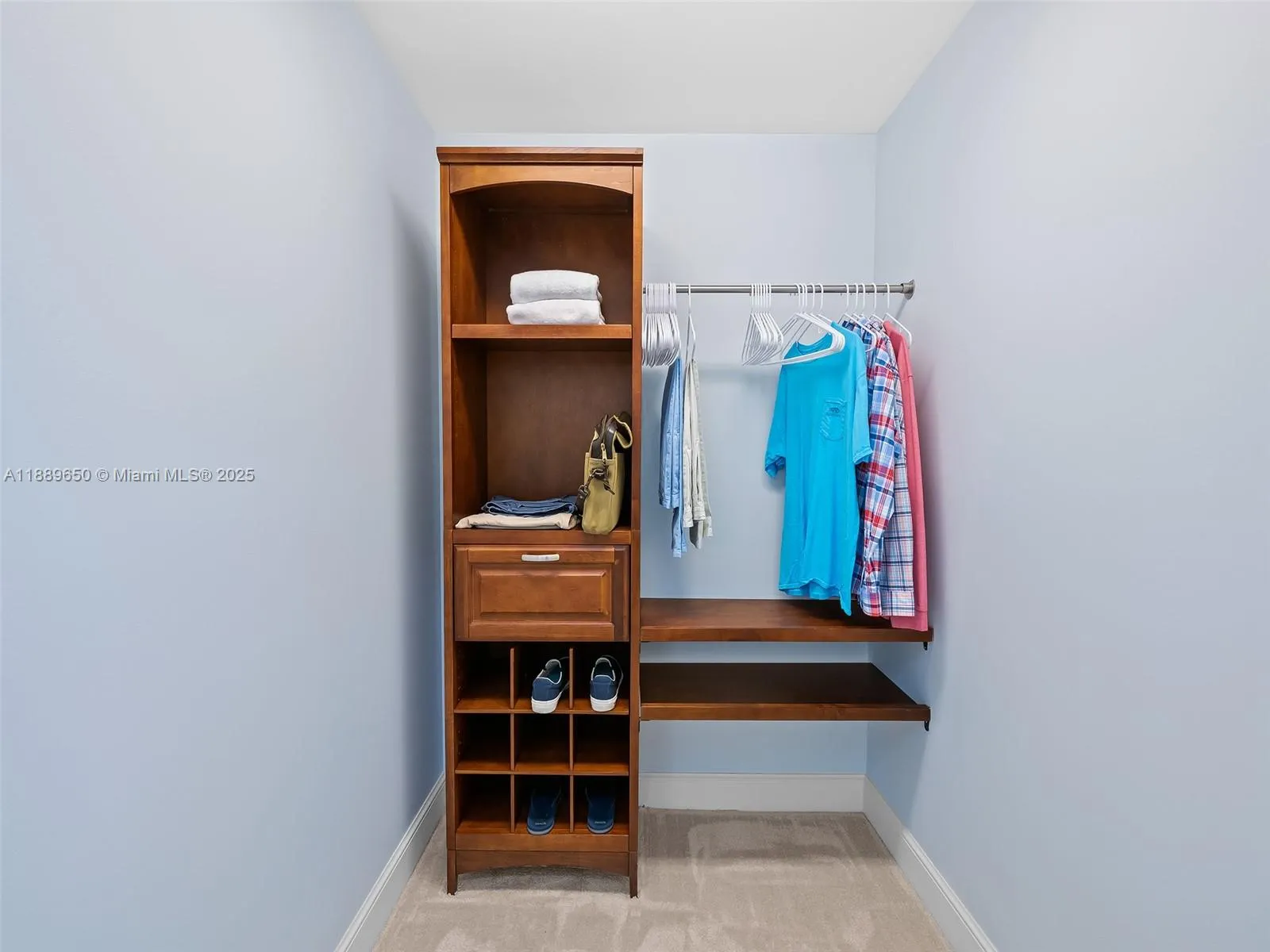 1414 SE 12th St, #1B