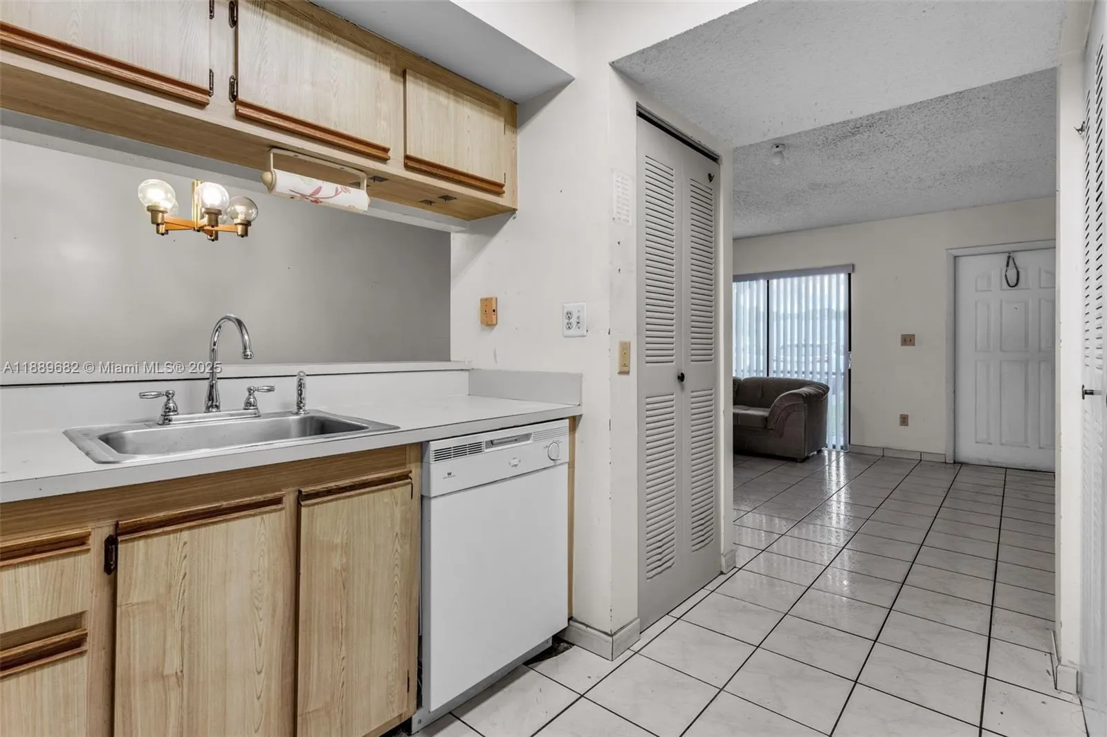 18370 Mediterranean Blvd, #1-25