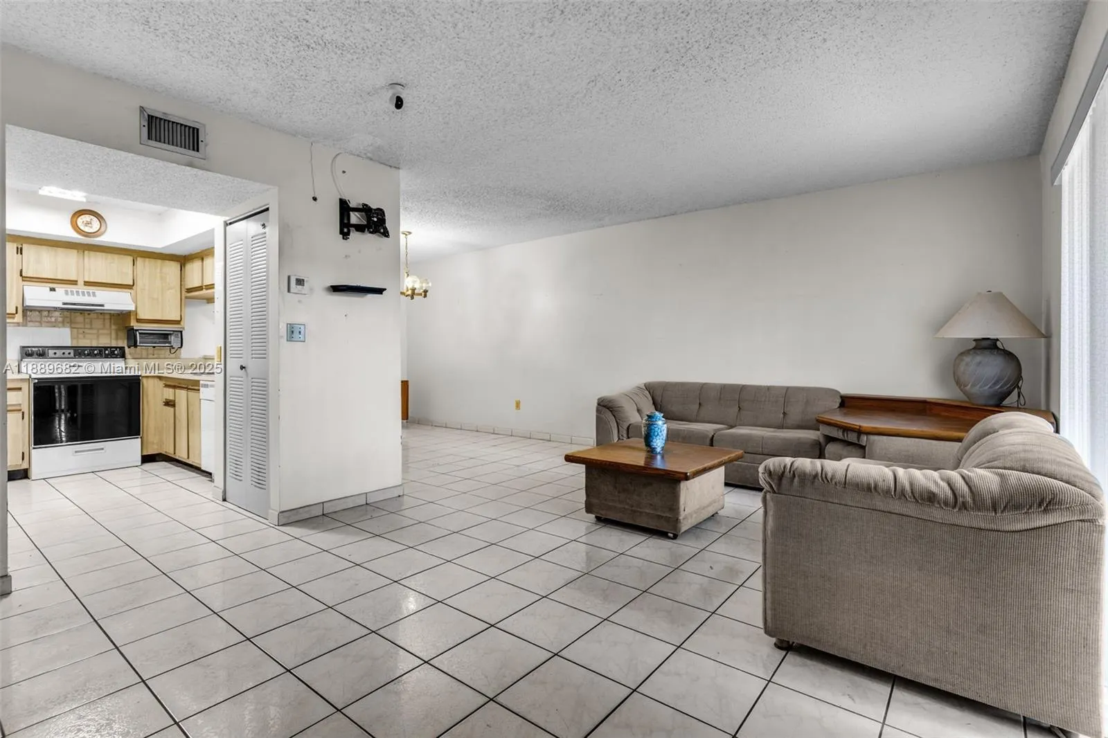 18370 Mediterranean Blvd, #1-25