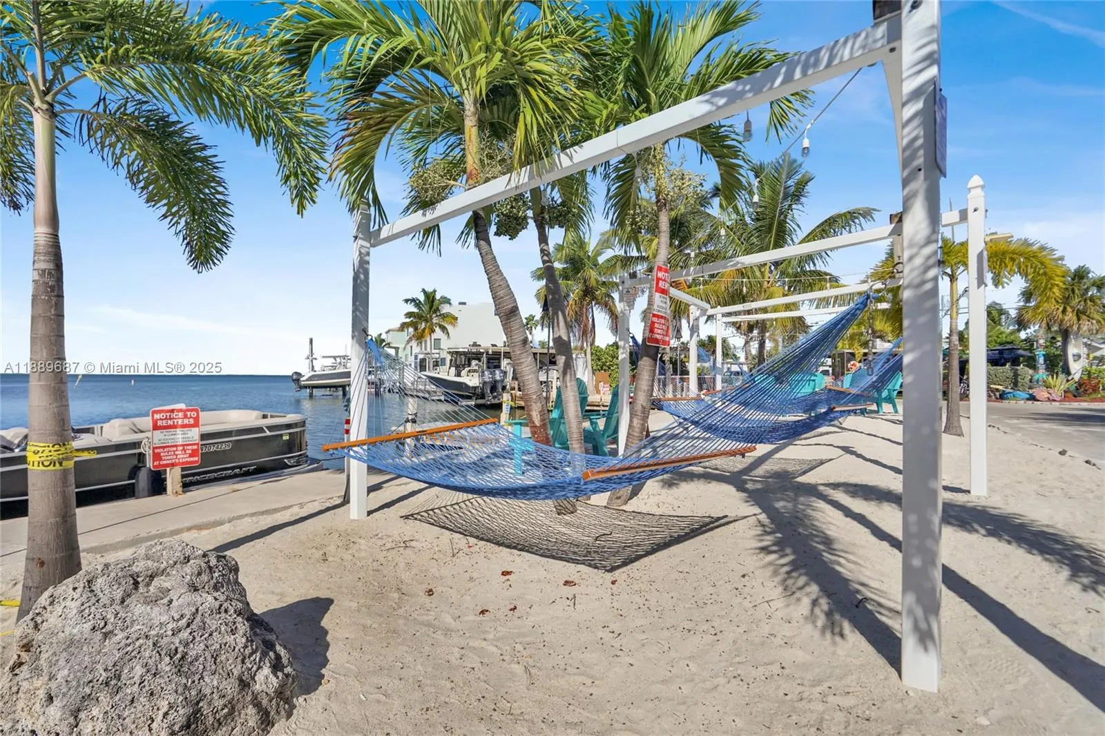 325 Calusa ST 497