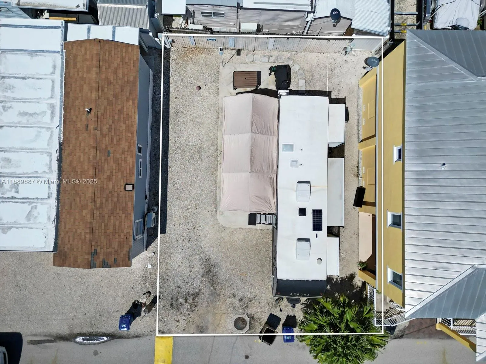 325 Calusa ST 497