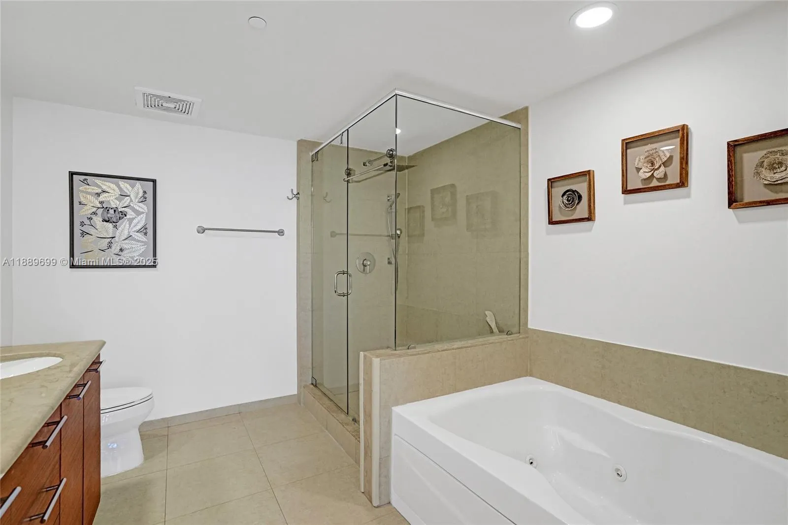 50 Biscayne Blvd, #3908