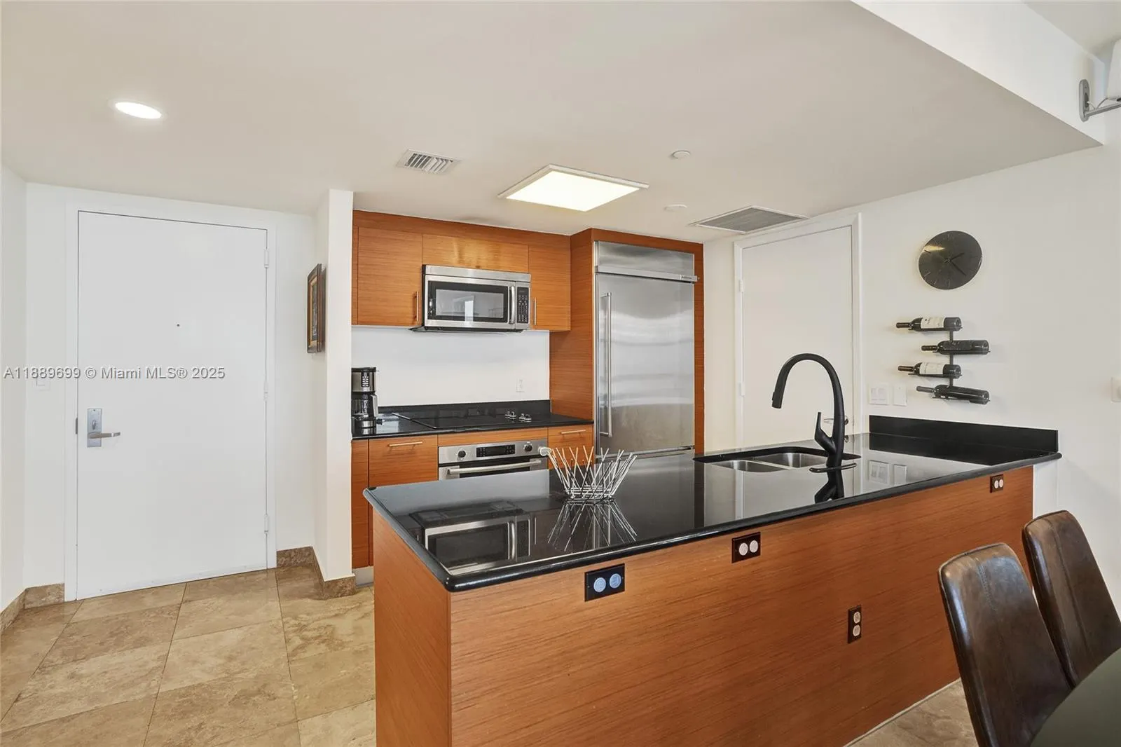 50 Biscayne Blvd, #3908