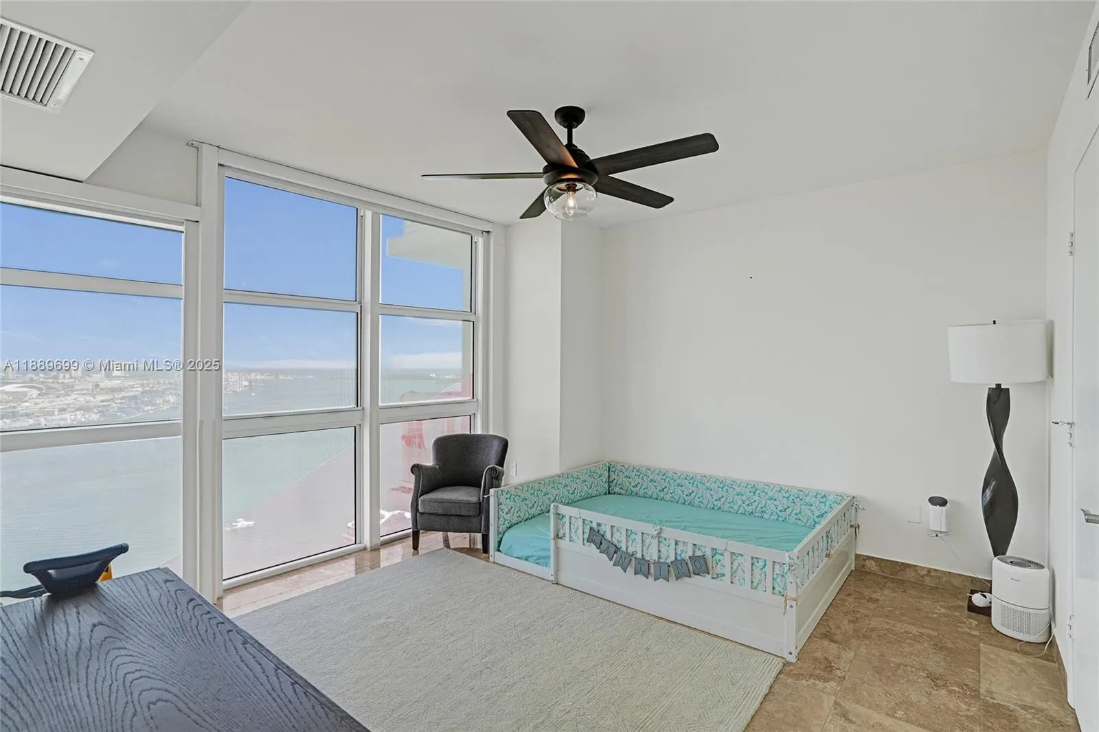 50 Biscayne Blvd, #3908