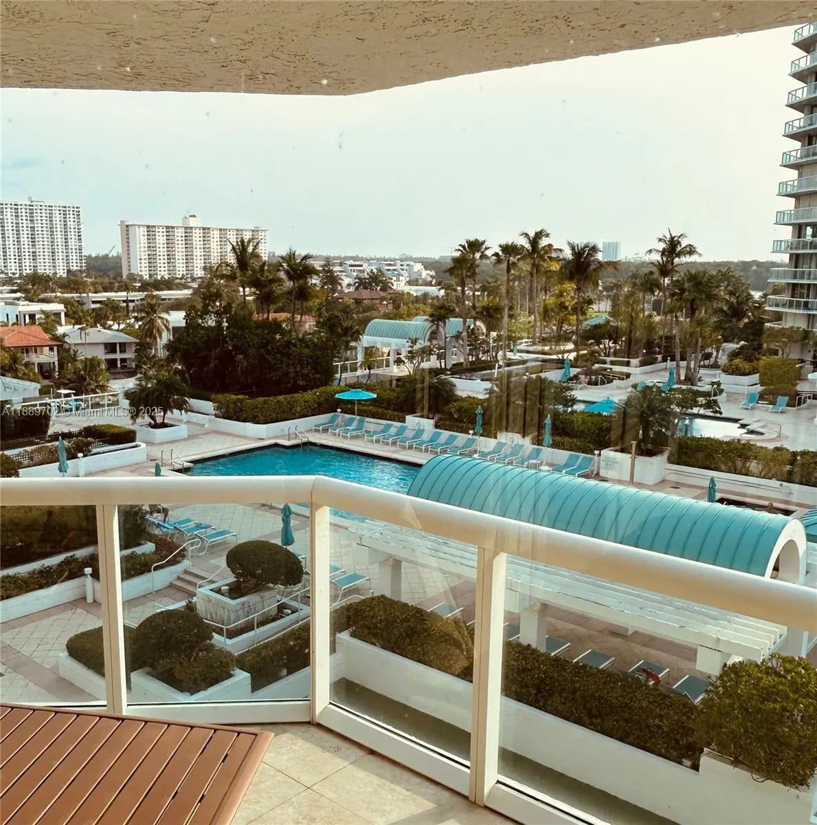 16400 W Collins Ave, #644