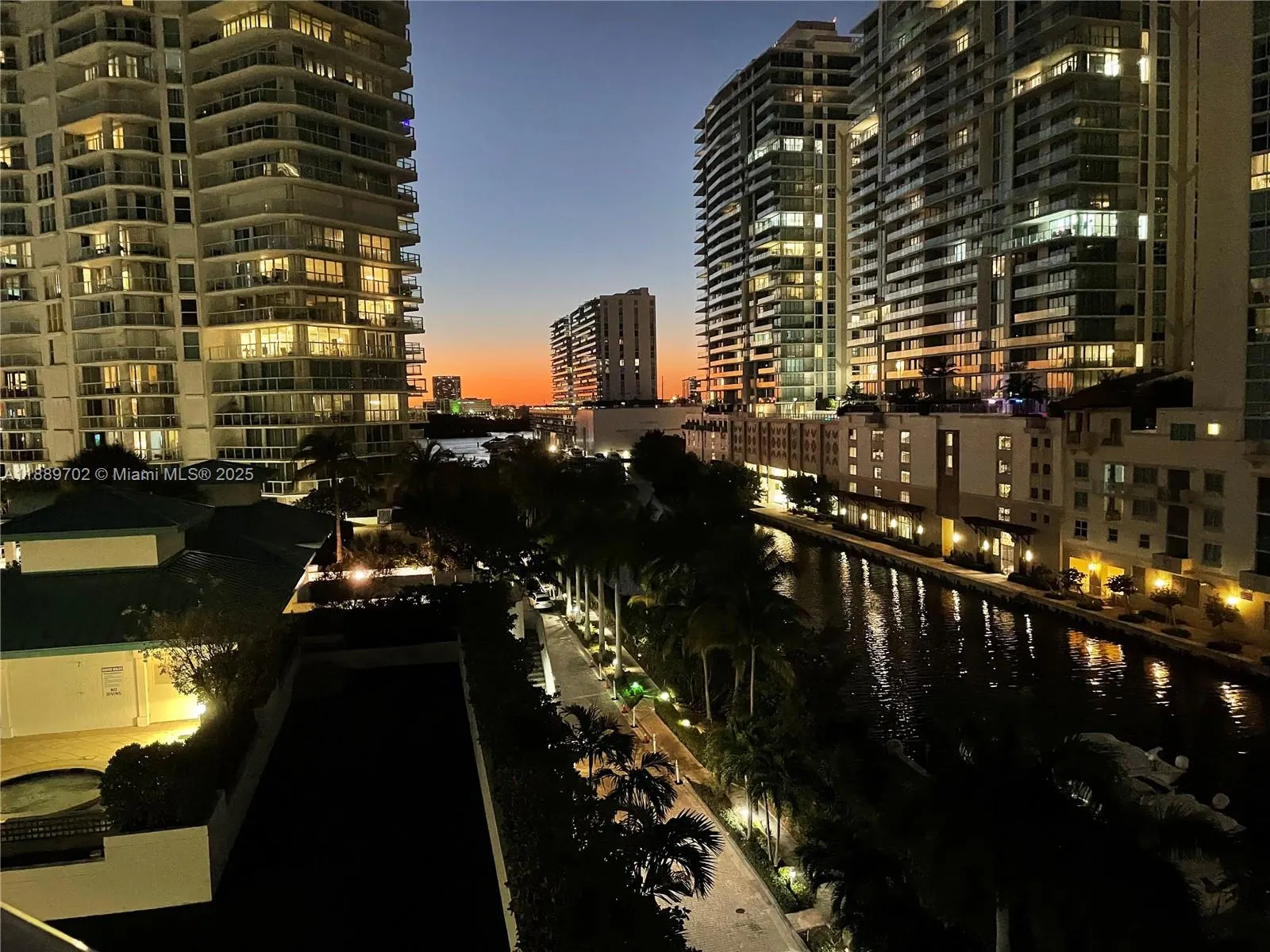 16400 W Collins Ave, #644