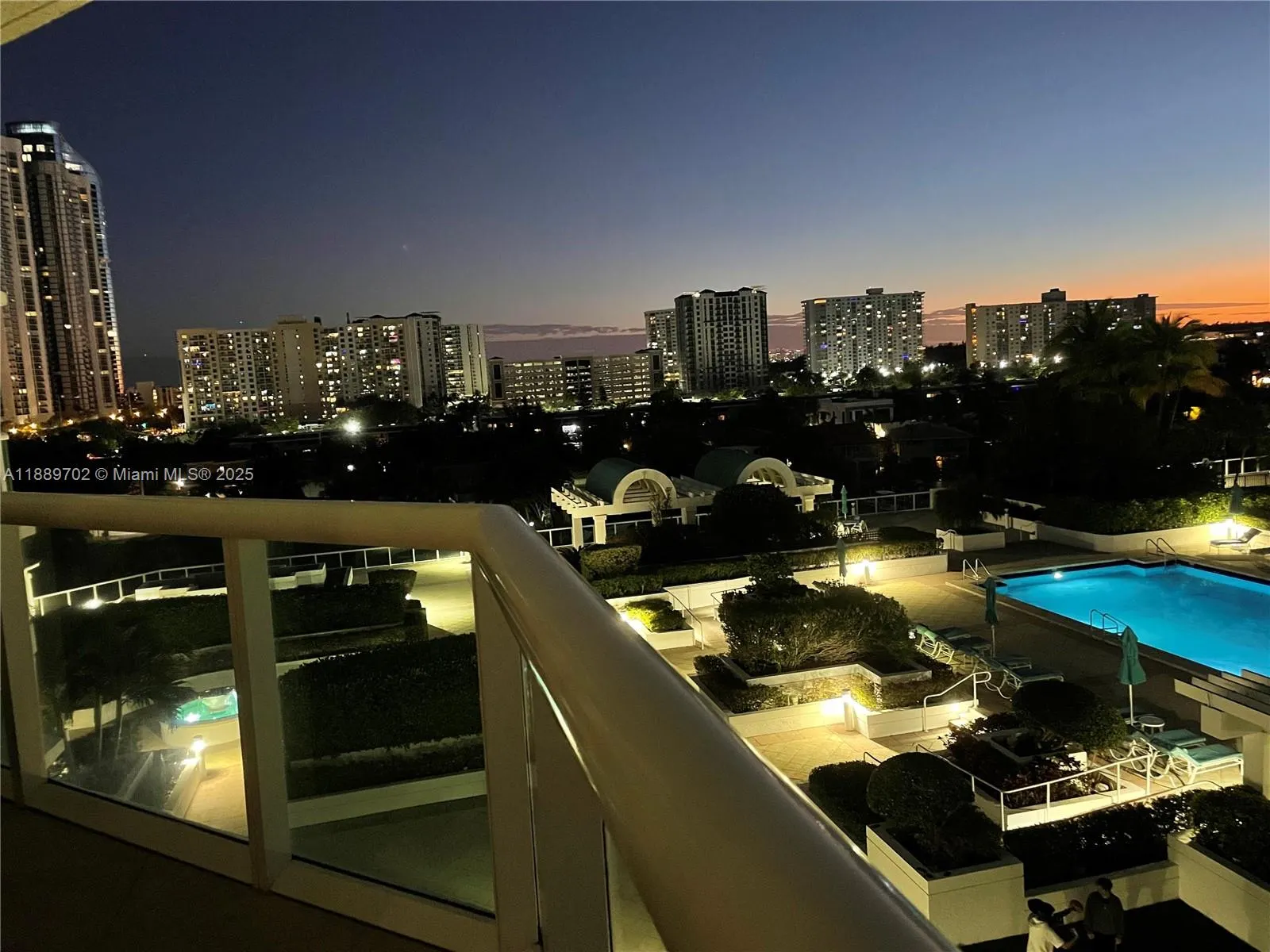 16400 W Collins Ave, #644