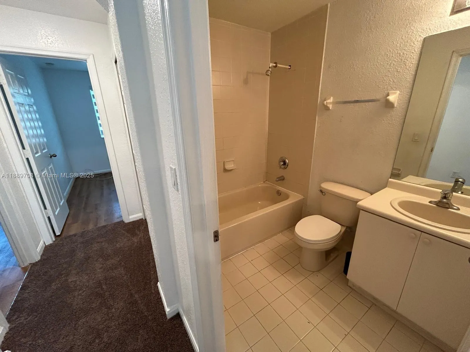 1406 SE 26th Ct, #311