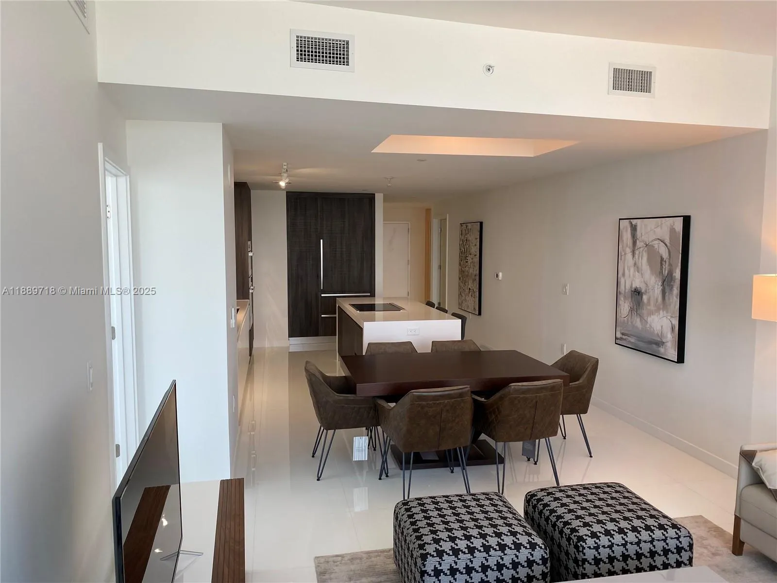 851 NE 1st Ave, #2501