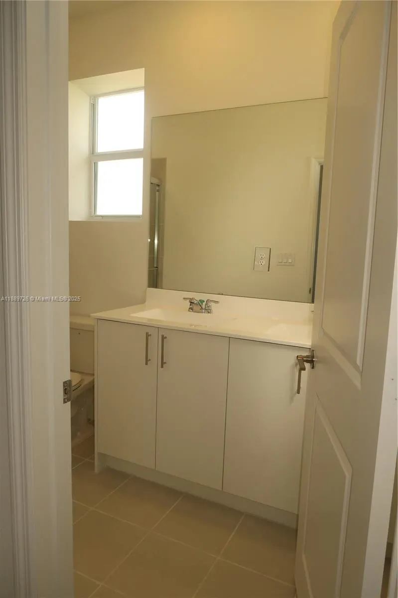 1501 SE 27th Rd