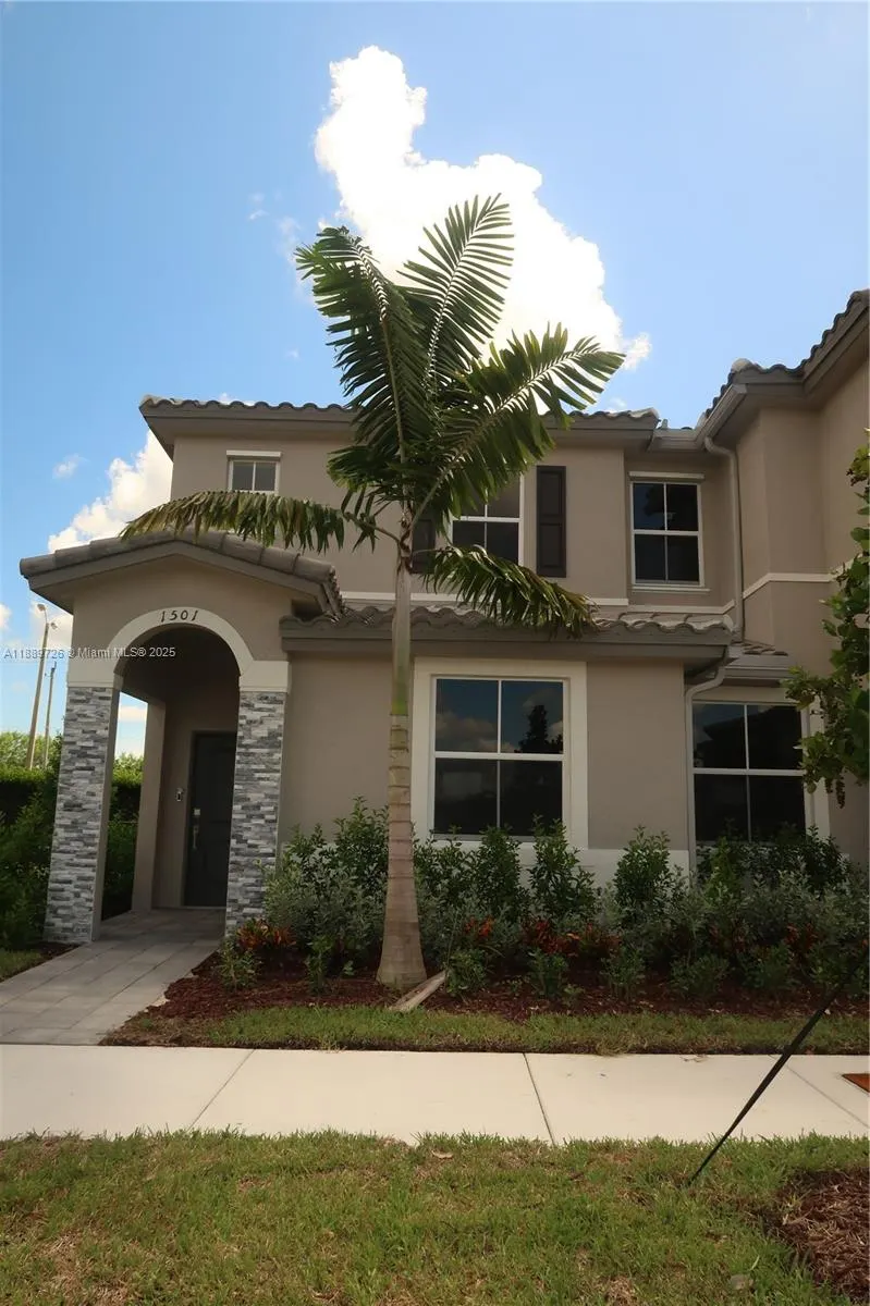 1501 SE 27th Rd