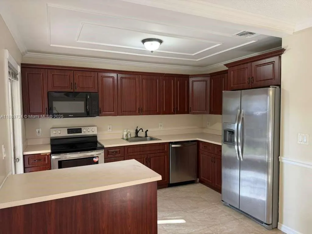 3024 NW 69th Ct, #3D