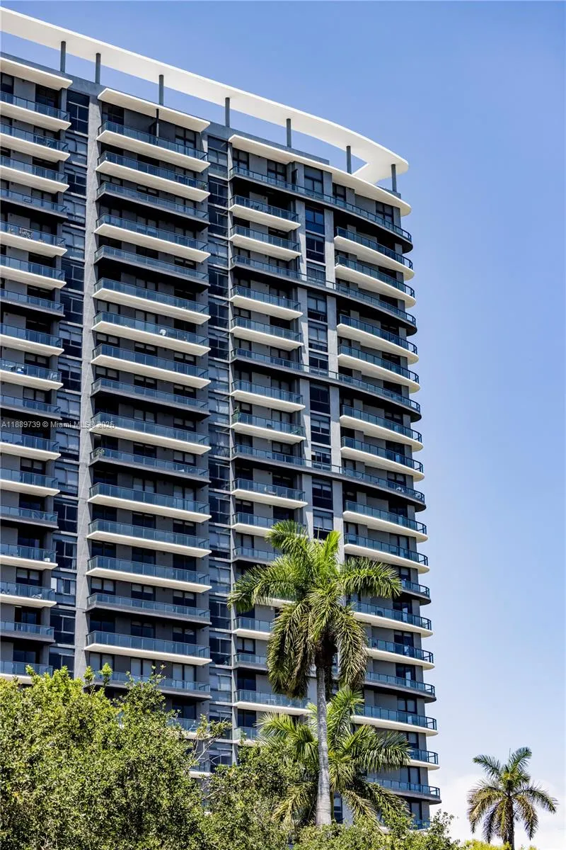 101 Diplomat Pkwy, #202