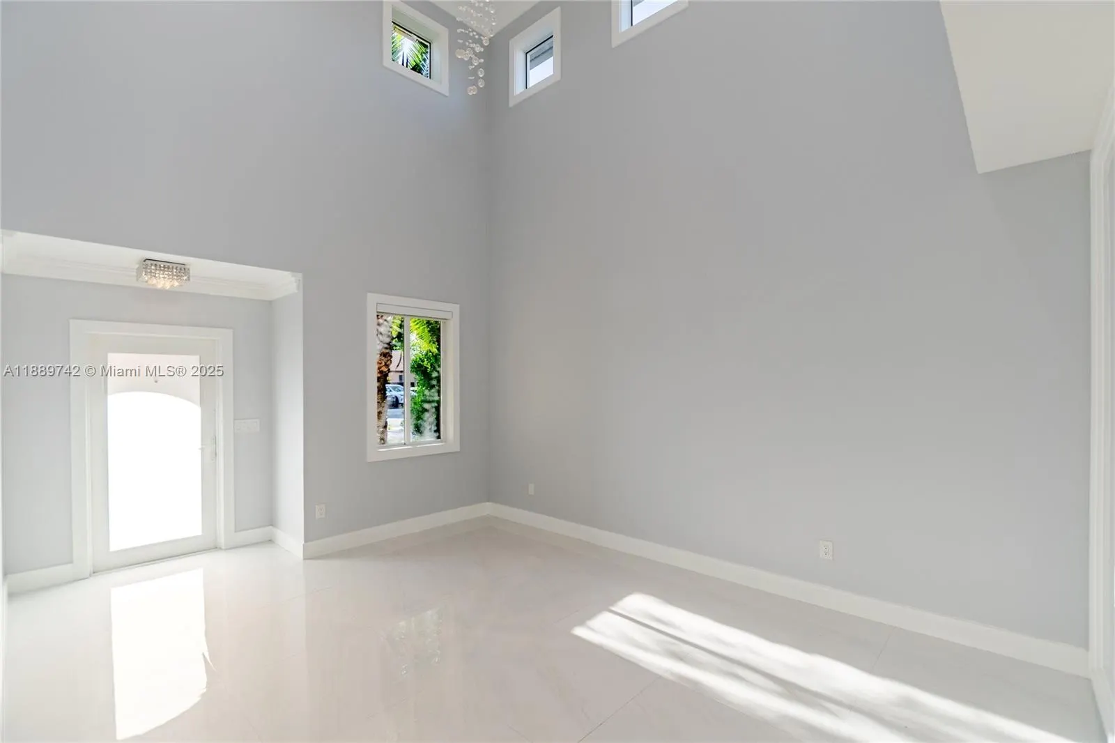 125 SE 22nd Ter