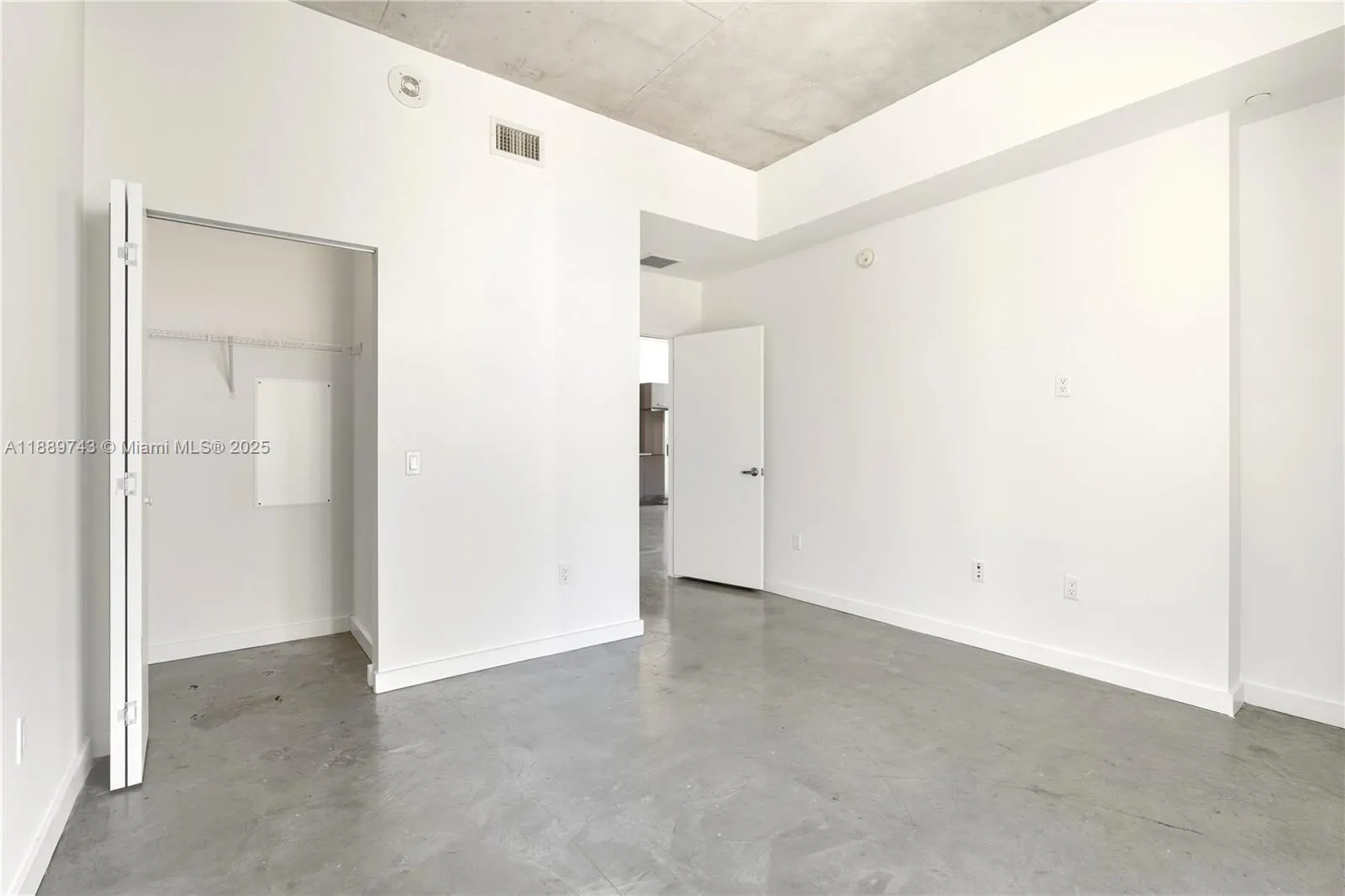 151 SE 1st Street, #2002
