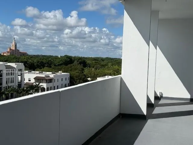 700 Biltmore Way, #804