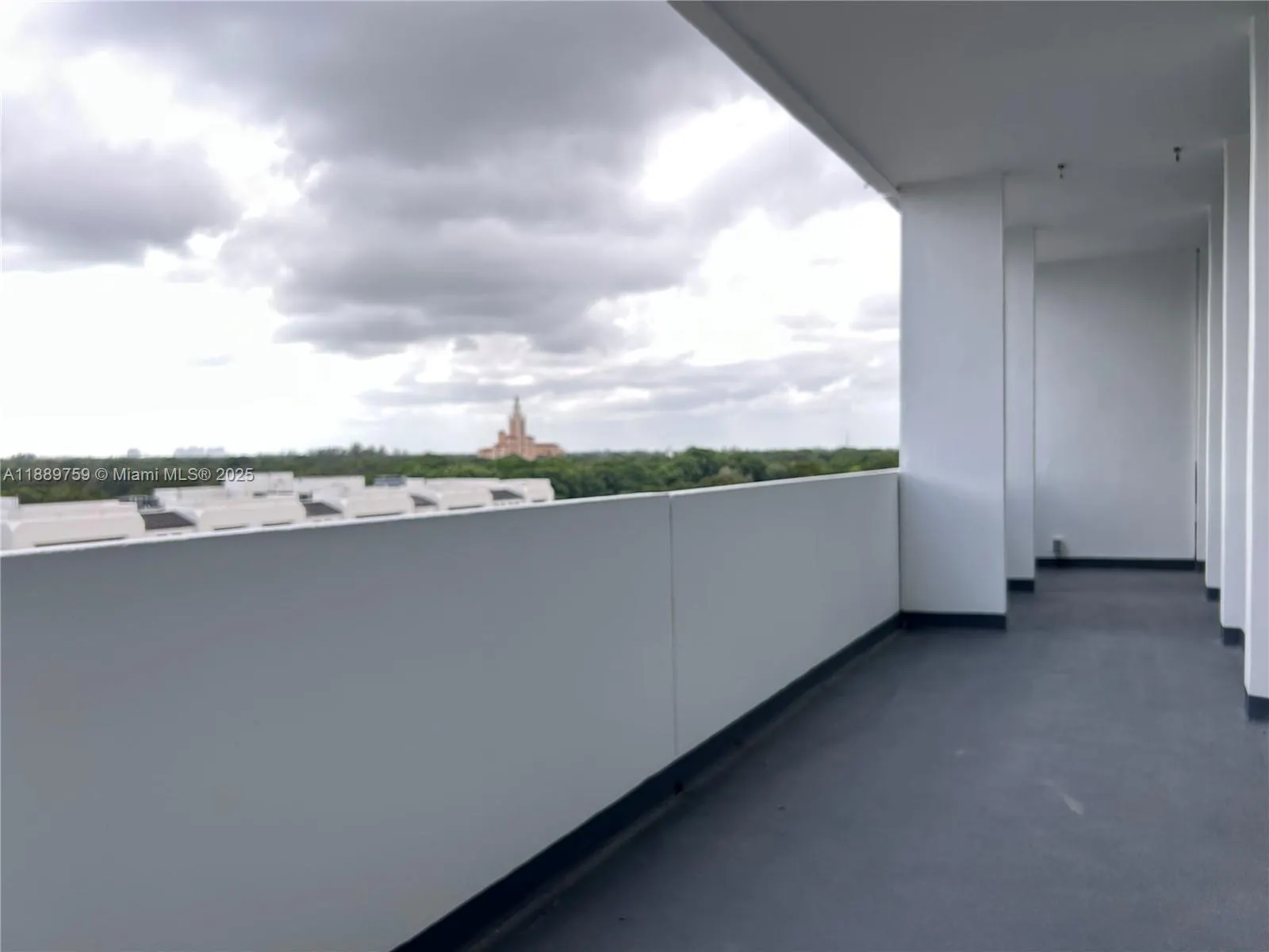 700 Biltmore Way, #804