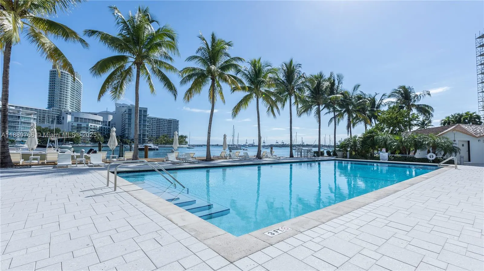 20 Island Ave, #704