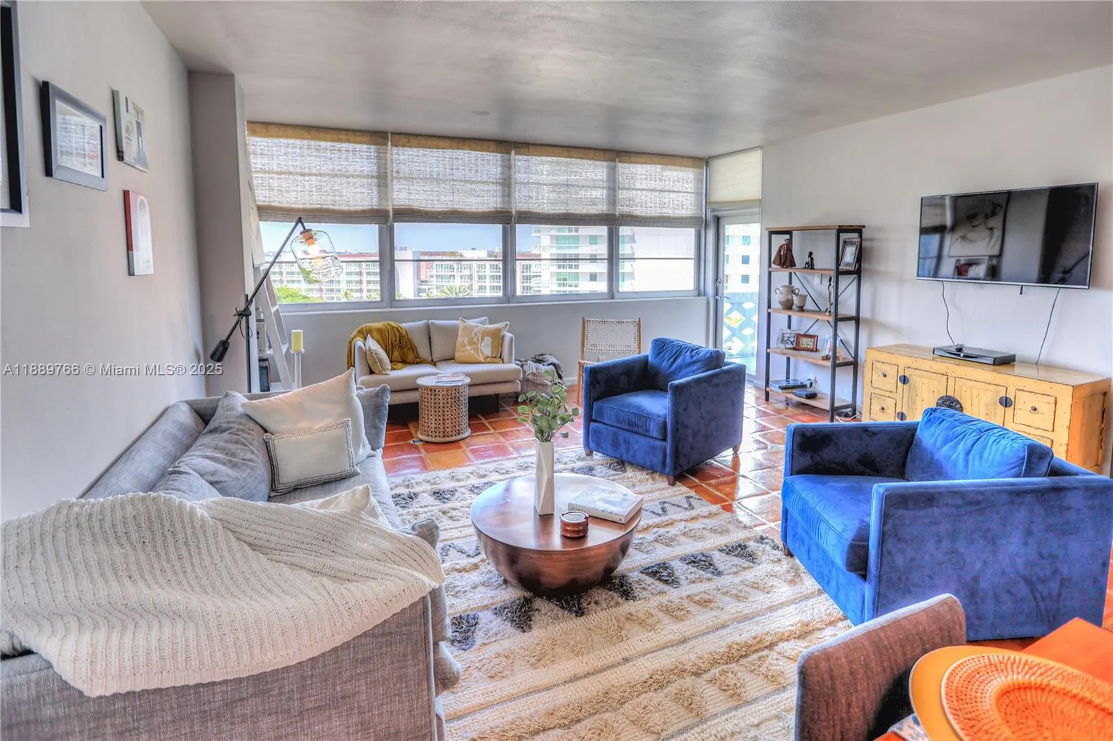 20 Island Ave, #704