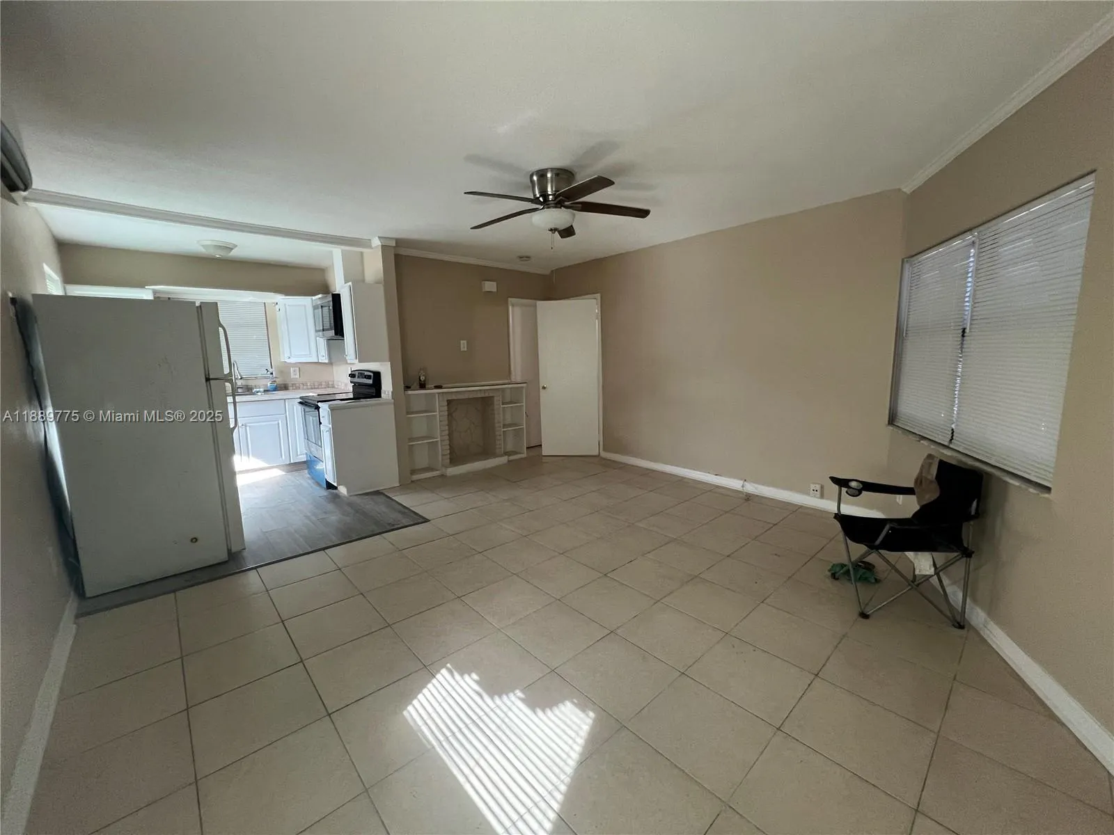 3050 Hayes St, #1