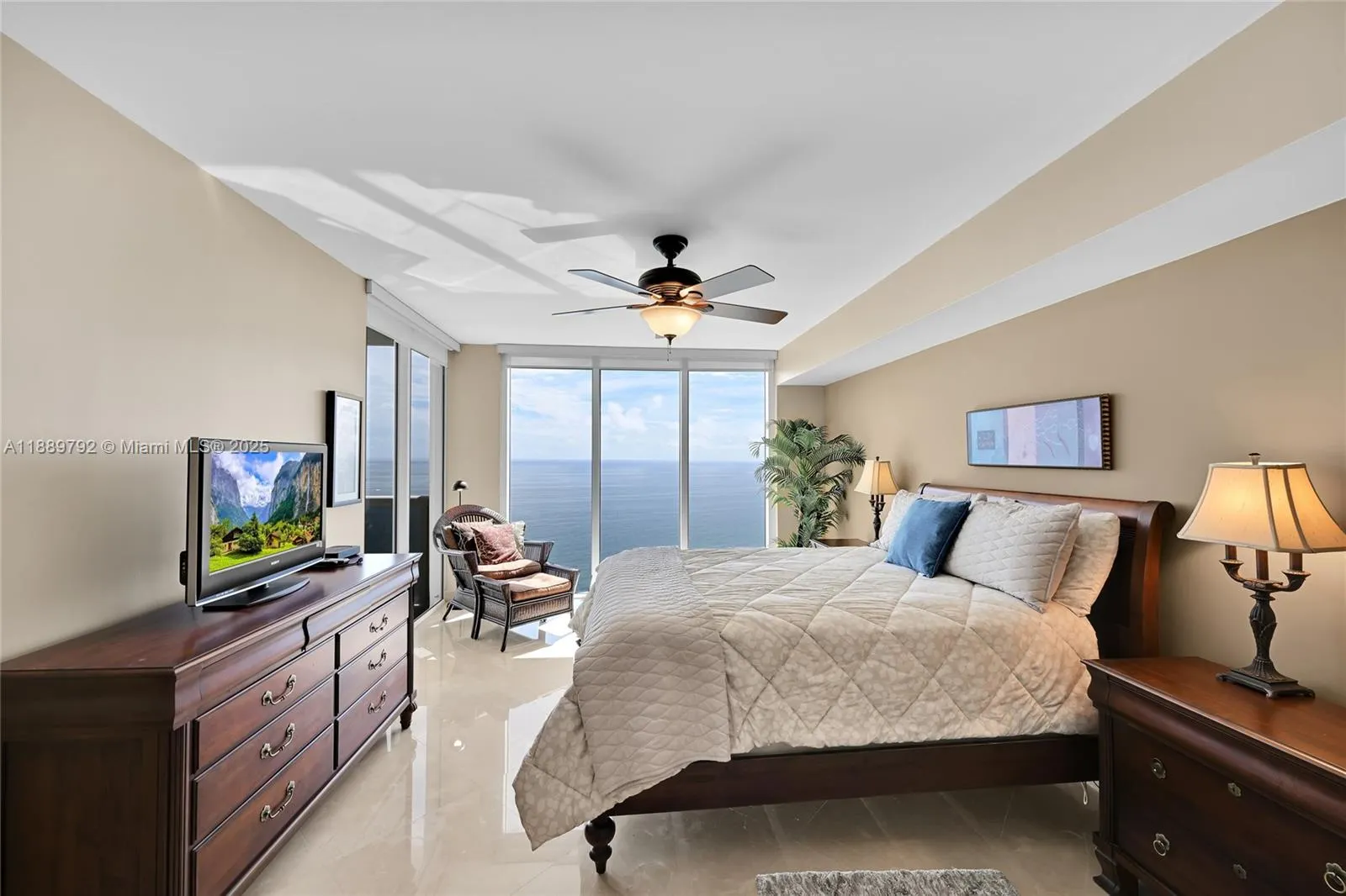 1850 S Ocean Dr, #4001
