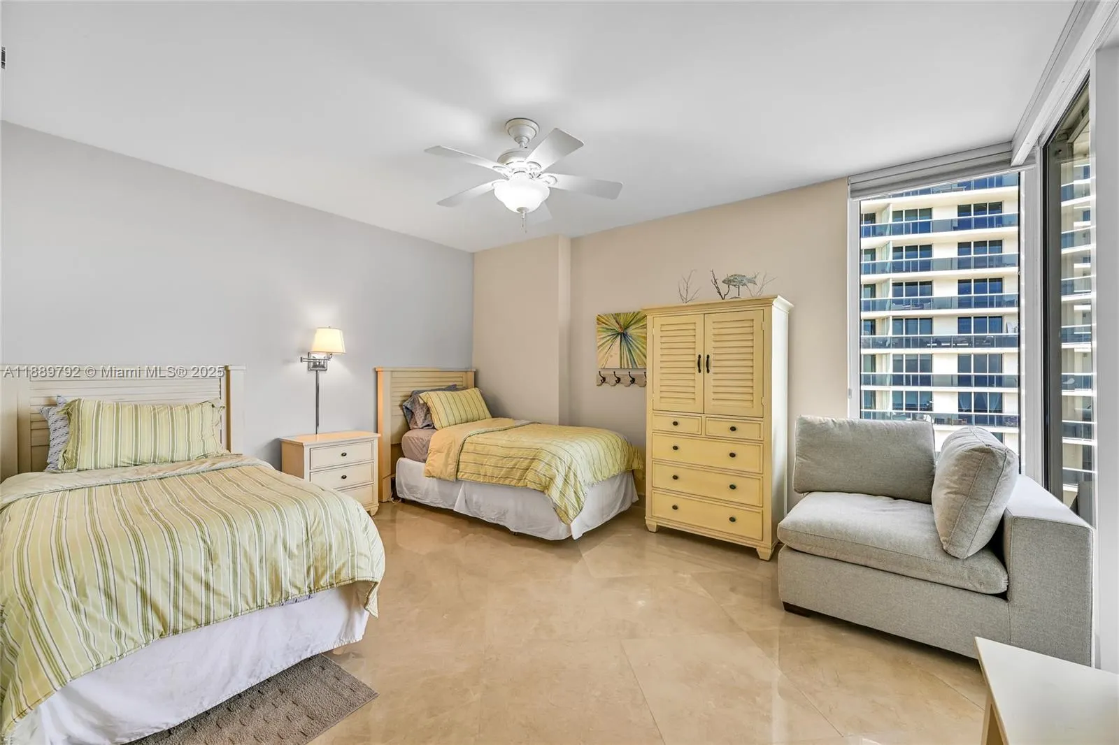 1850 S Ocean Dr, #4001
