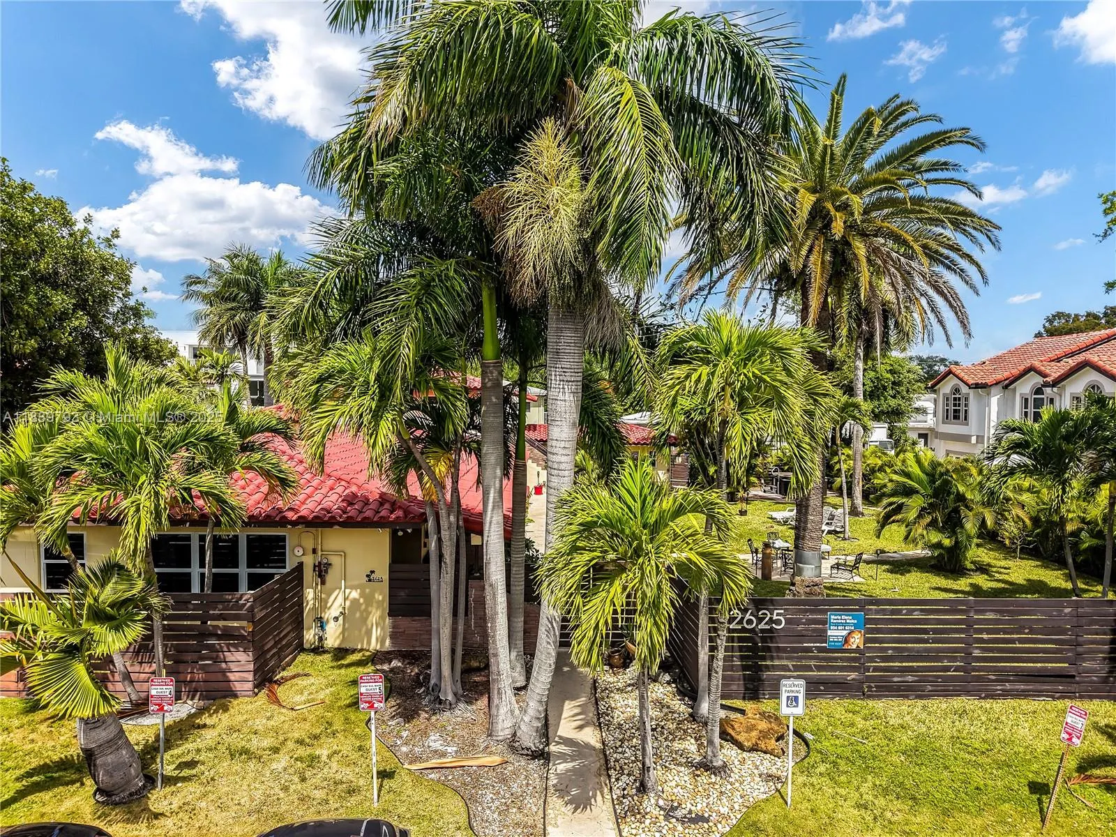 2625 NE 13th Ct